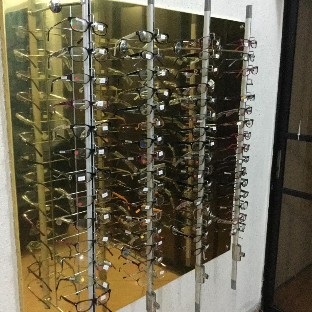 Moorfield Optometry Modern Facility